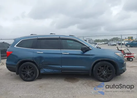 2016 Honda Pilot Touring z USA, uszkodzony, nr VIN 5FNYF5H92GB008209